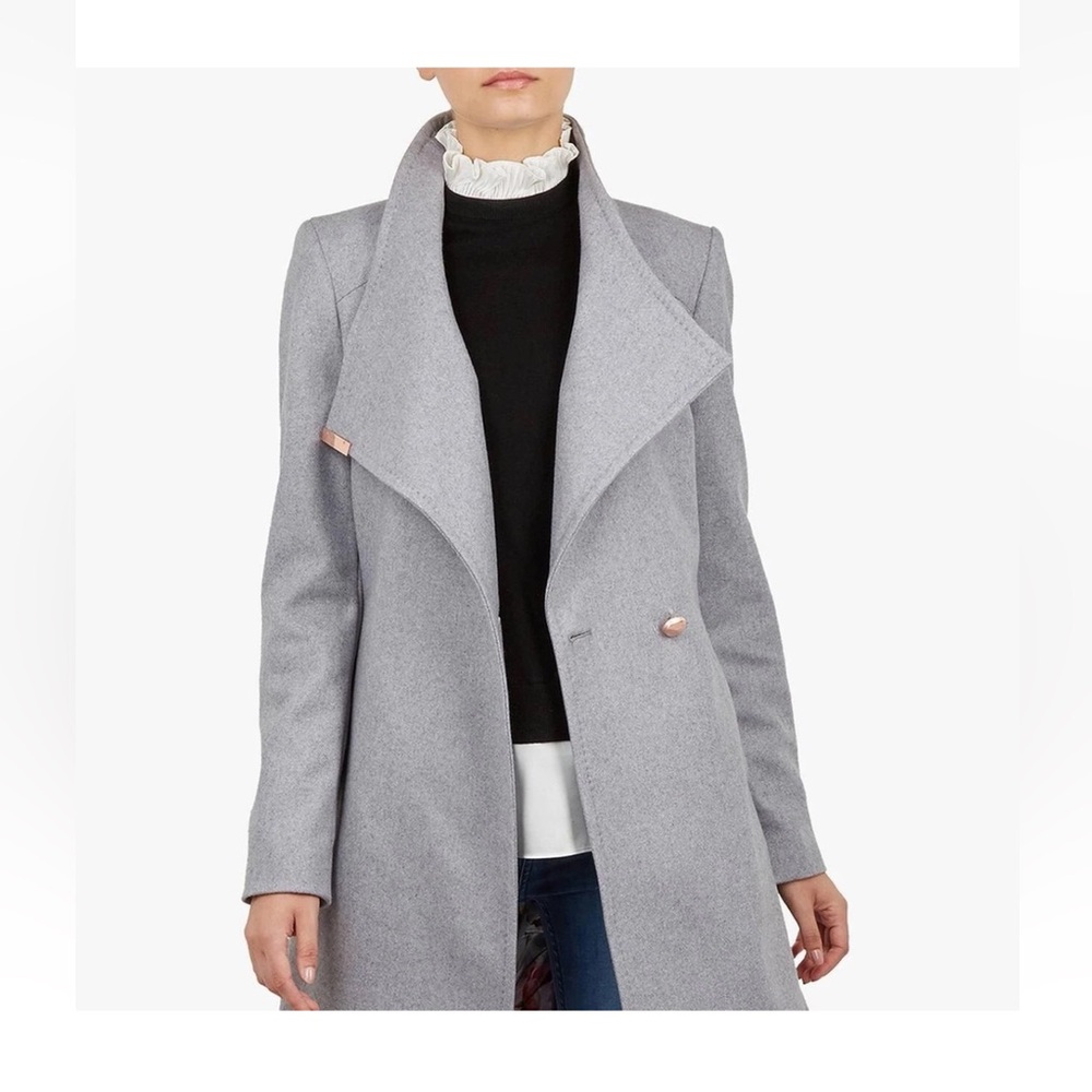 NWT Ted Baker Sandra Coat Size 6 (Ted Baker Size 2)